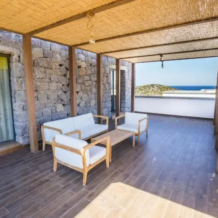 Vernus Private Villas *