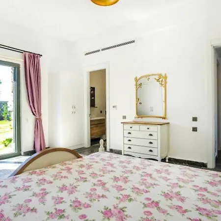 Vernus Private Villas * Giris