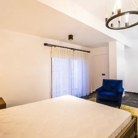 Vernus Private Villas Vila Giris