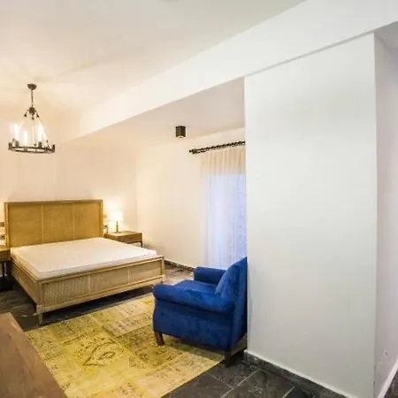 Vernus Private Villas Vila