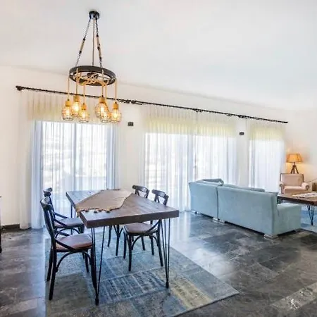 Vernus Private Villas Giris