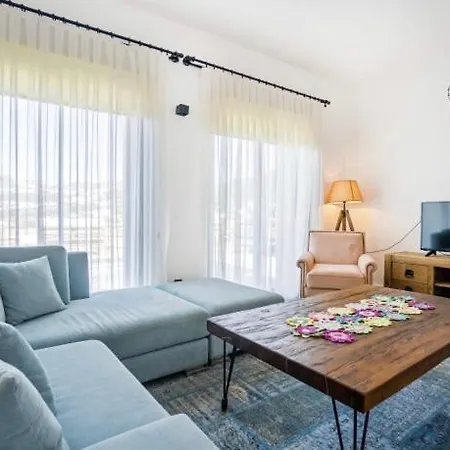 Vernus Private Villas * Giris